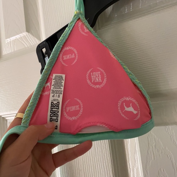 2/$20 Vibrant green bikini top - Picture 2 of 2